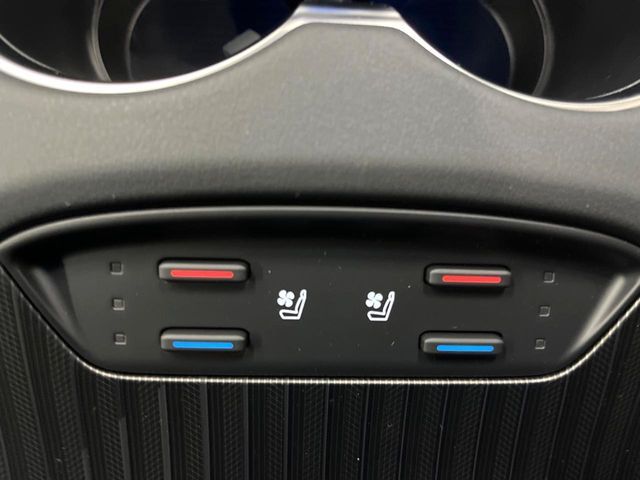 TOYOTA HARRIER HYBRID 2025