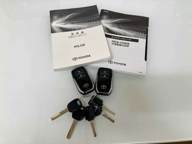 TOYOTA HILUX 4WD 2021