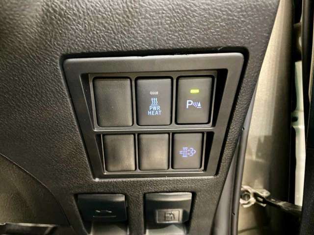 TOYOTA HILUX 4WD 2021