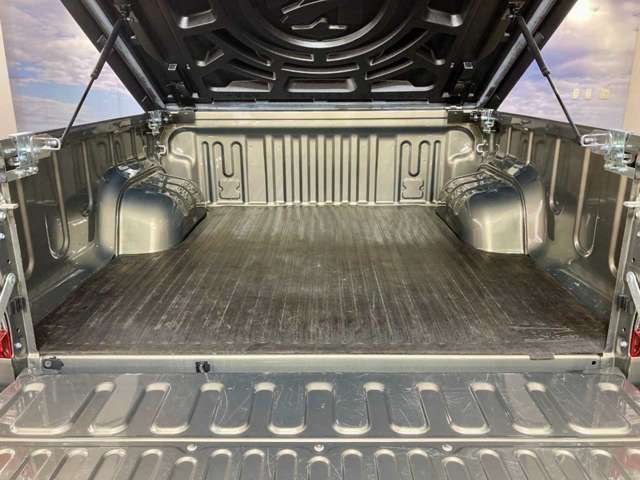 TOYOTA HILUX 4WD 2021