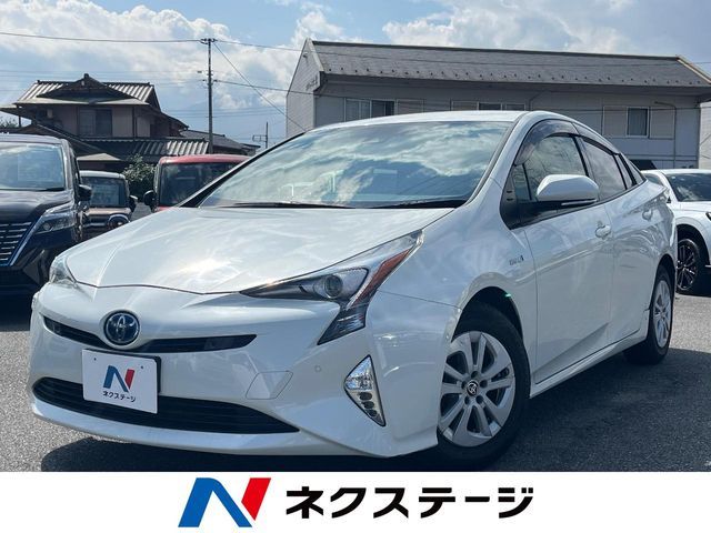 TOYOTA PRIUS 2018
