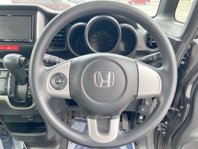 HONDA N BOX 2015