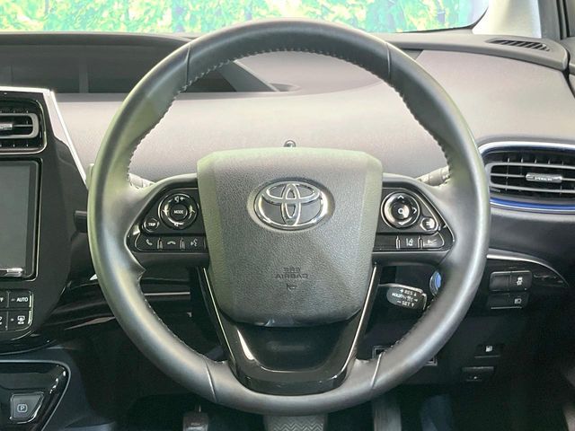 TOYOTA PRIUS 2019
