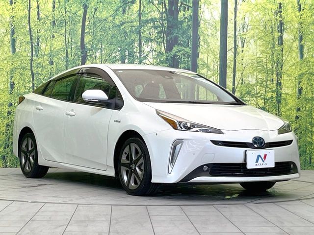 TOYOTA PRIUS 2019