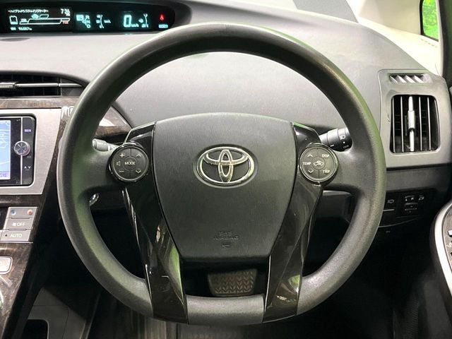 TOYOTA PRIUS 2012