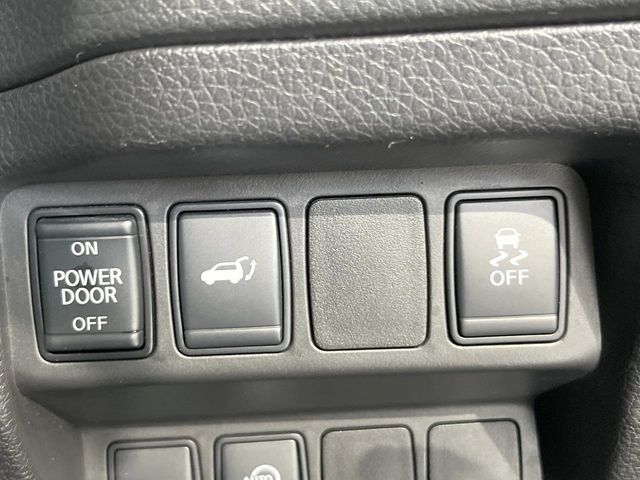 NISSAN X-TRAIL 2WD 2017