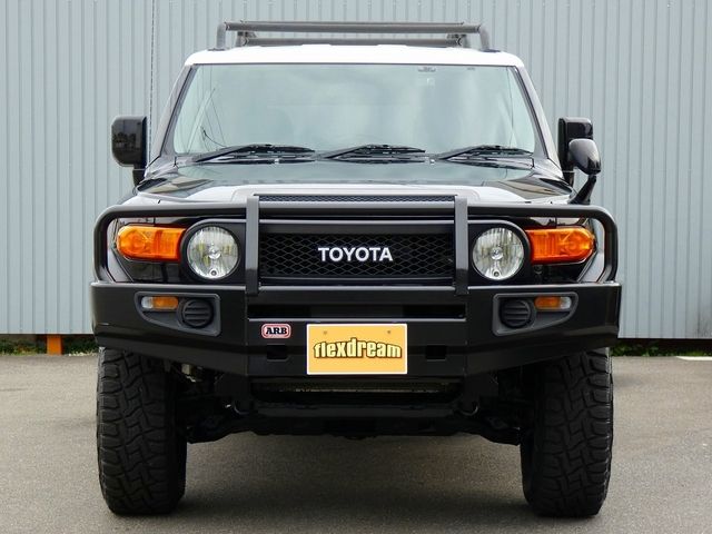 TOYOTA FJ CRUISER 4WD 2011