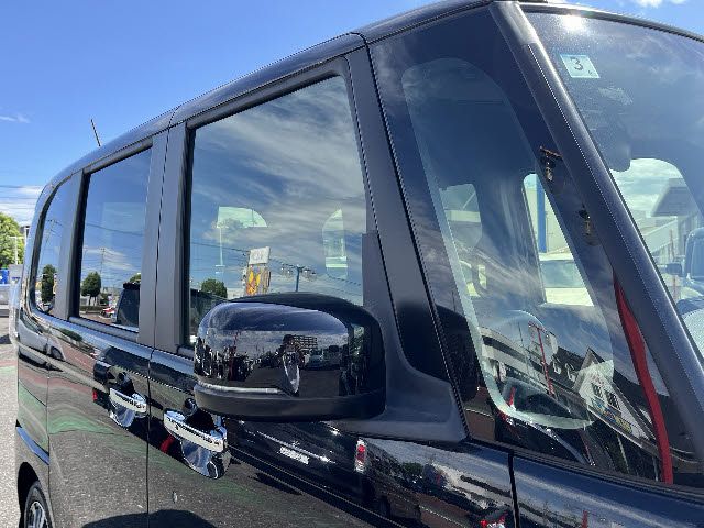 HONDA N BOX CUSTOM 2022