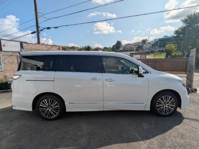 NISSAN ELGRAND 2025