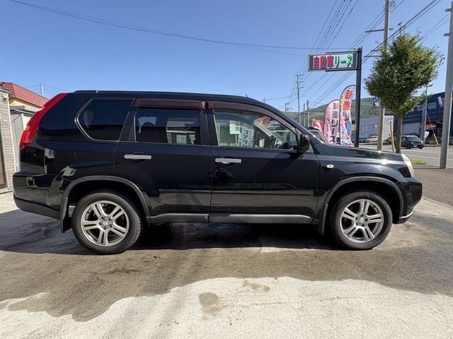 NISSAN X-TRAIL 4WD 2010