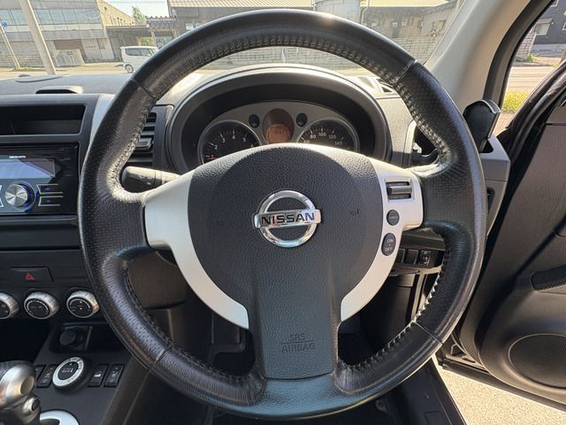 NISSAN X-TRAIL 4WD 2010