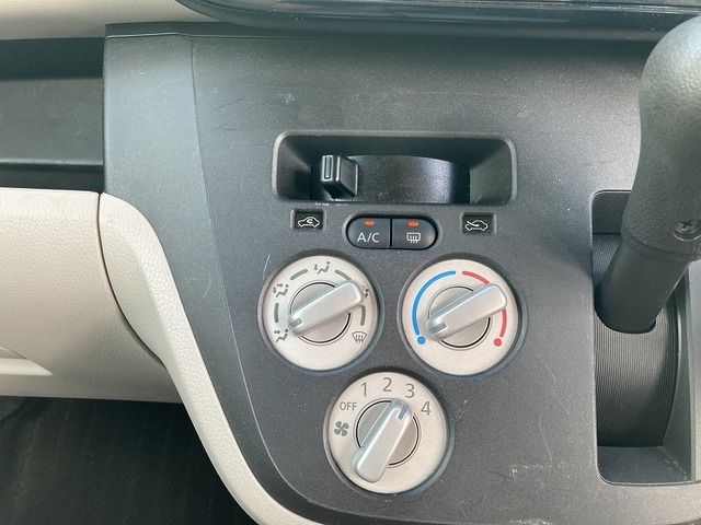 MITSUBISHI eK SPACE 2017