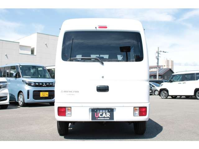 MITSUBISHI MINICAB van 2025