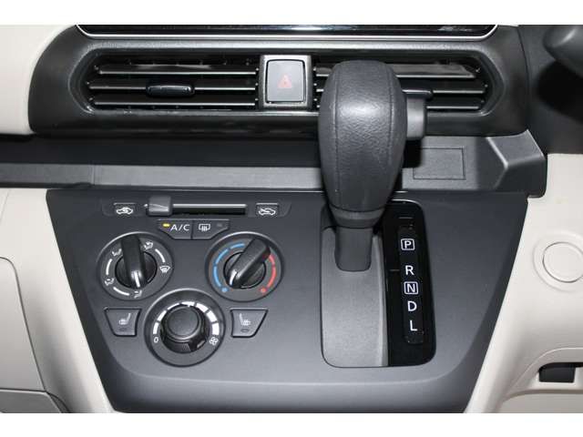 MITSUBISHI eK SPACE 2025