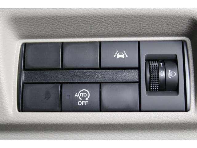 MITSUBISHI eK SPACE 2025