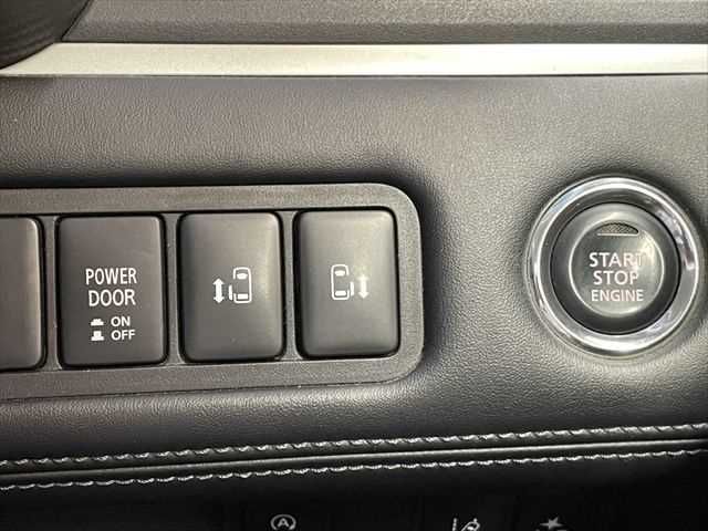 MITSUBISHI DELICA D:5 4WD 2019