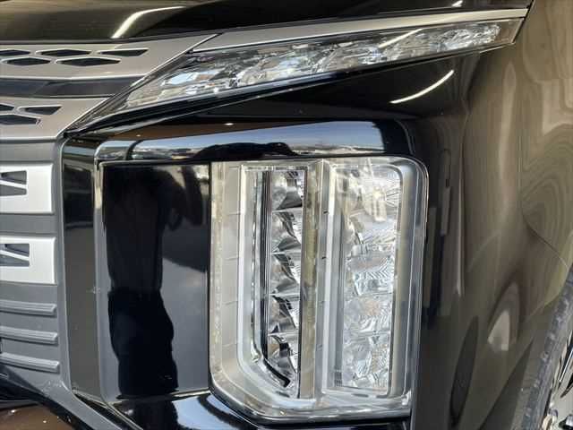 MITSUBISHI DELICA D:5 4WD 2019