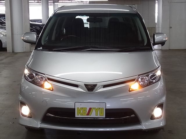 TOYOTA ESTIMA 2009