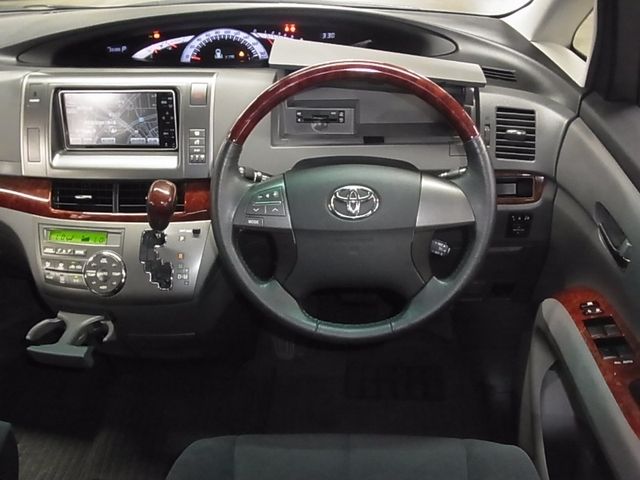 TOYOTA ESTIMA 2009