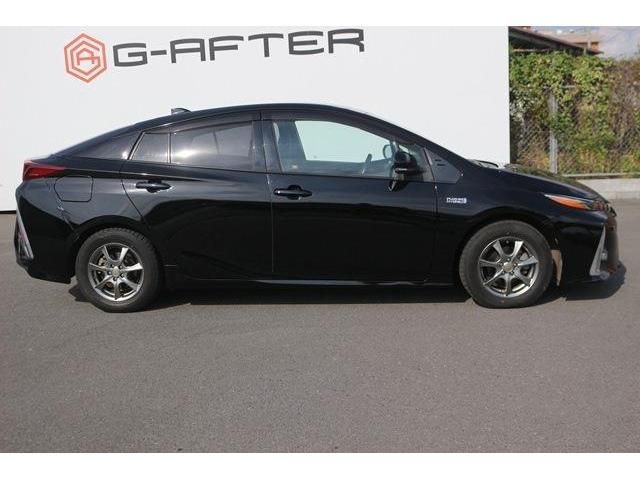 TOYOTA PRIUS PHV 2017