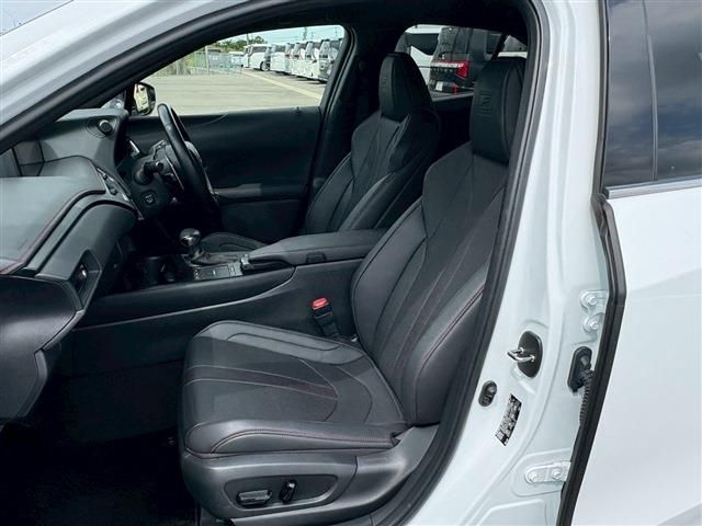 TOYOTA LEXUS UX250h 2022