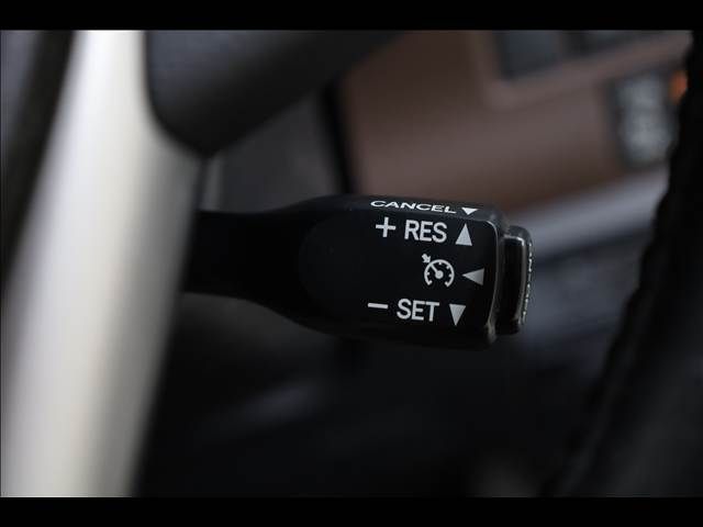 TOYOTA ESQUIRE HYBRID 2015