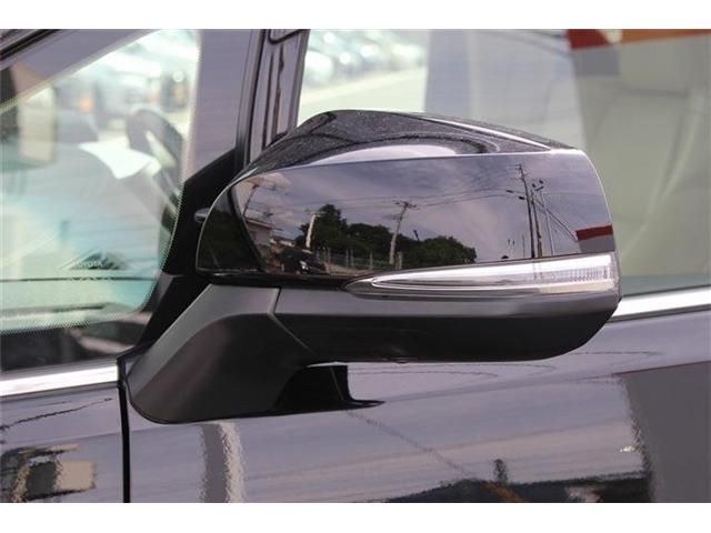 TOYOTA ALPHARD hybrid 4WD 2015