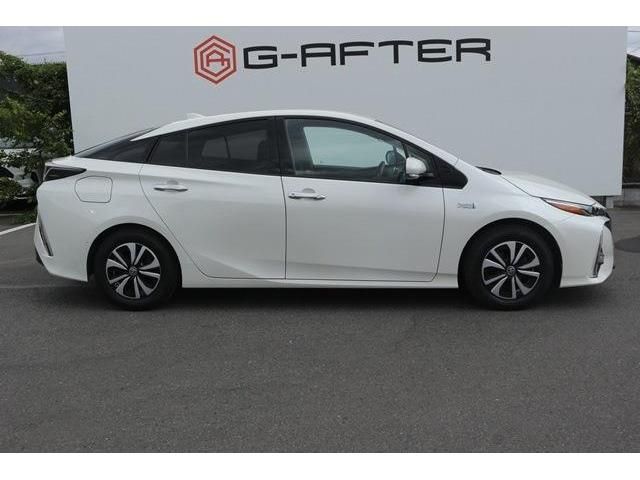 TOYOTA PRIUS PHV 2017