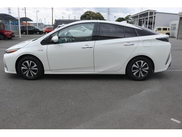 TOYOTA PRIUS PHV 2017