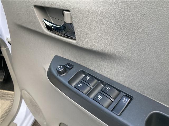 TOYOTA PIXIS EPOCH 4WD 2016