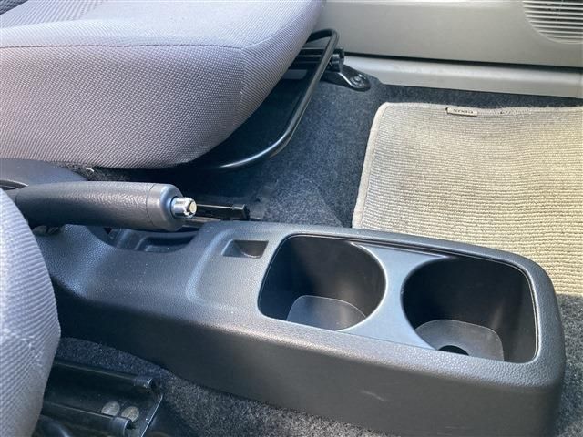 TOYOTA PIXIS EPOCH 4WD 2016