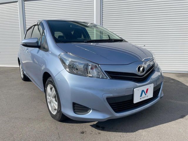 TOYOTA VITZ 2014