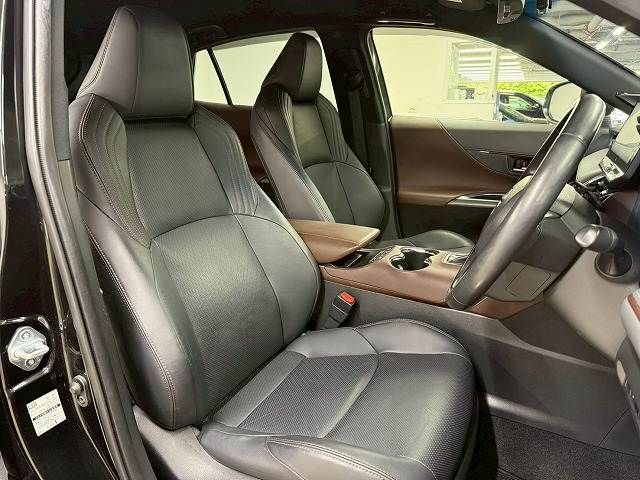 TOYOTA HARRIER HYBRID 2020