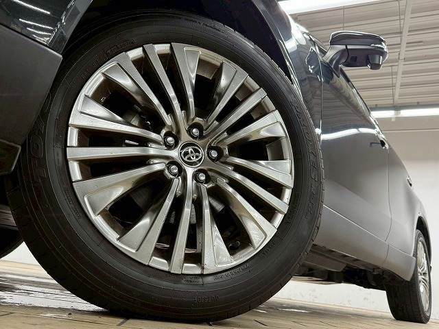 TOYOTA HARRIER HYBRID 2020