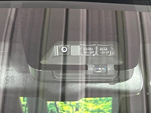 TOYOTA ESQUIRE HYBRID 2019