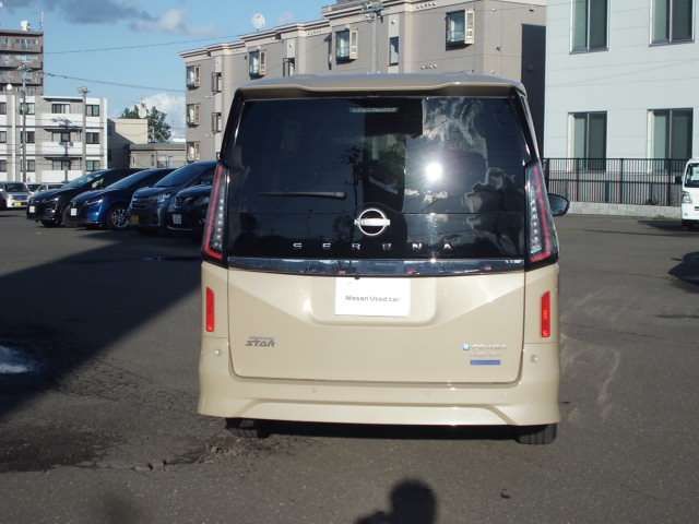 NISSAN SERENA  WG 4WD 2025