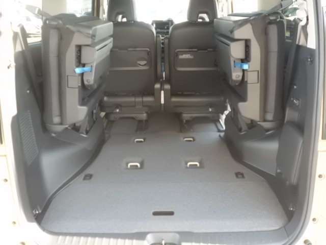 NISSAN SERENA  WG 4WD 2025