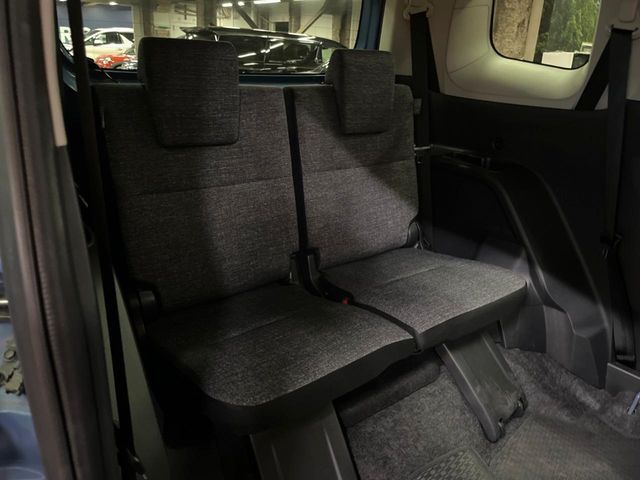 TOYOTA SIENTA HYBRID 2023