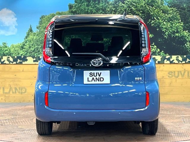 TOYOTA SIENTA HYBRID 2023