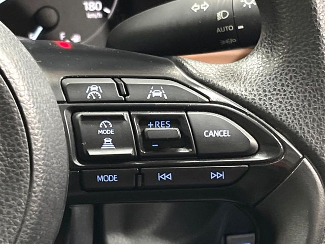 TOYOTA SIENTA HYBRID 2024