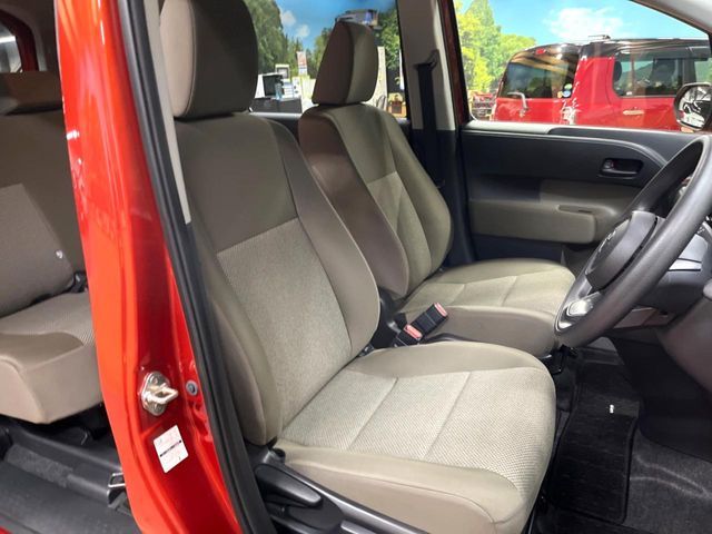 TOYOTA SIENTA HYBRID 2024