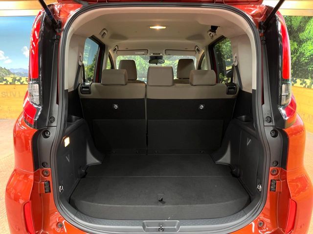 TOYOTA SIENTA HYBRID 2024