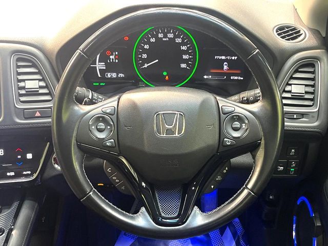 HONDA VEZEL HYBRID 2016