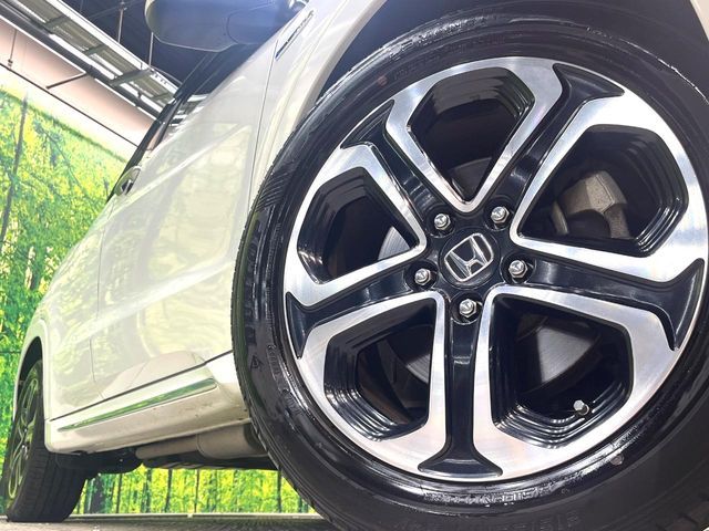 HONDA VEZEL HYBRID 2016