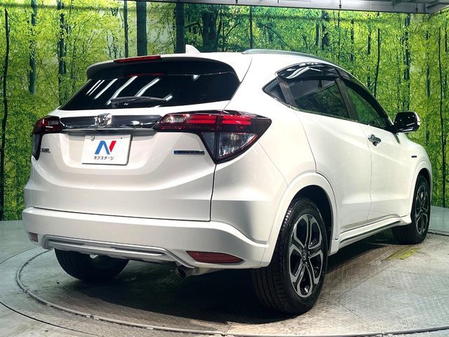 HONDA VEZEL HYBRID 2016
