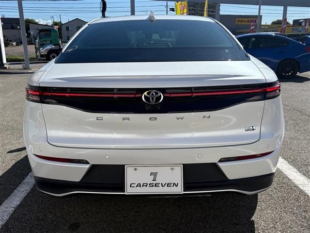 TOYOTA CROWN CROSSOVER 2023