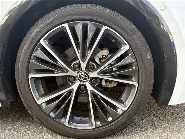 TOYOTA PRIUS 4WD 2023