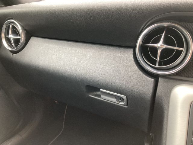 MERCEDES BENZ MERCEDES BENZ SLK class 2011