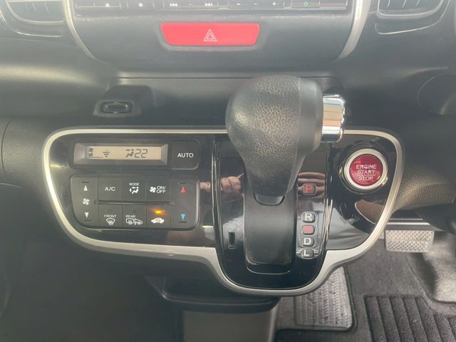 HONDA N BOX CUSTOM 4WD 2016