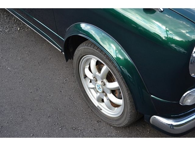 DAIHATSU MIRA GINO 2003